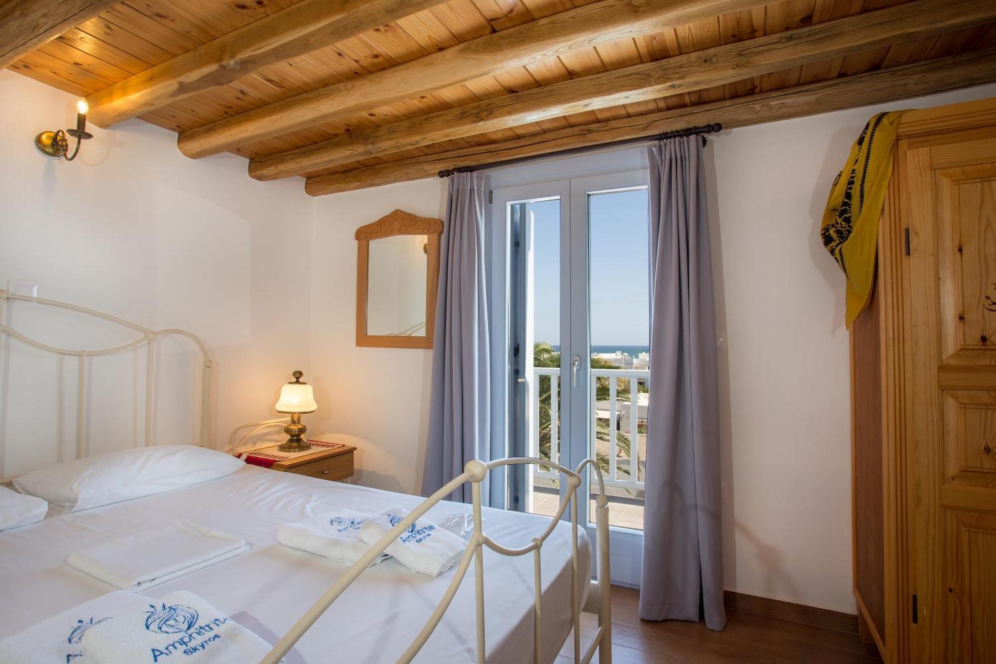 Amphitrite Apartments Skyros Extérieur photo